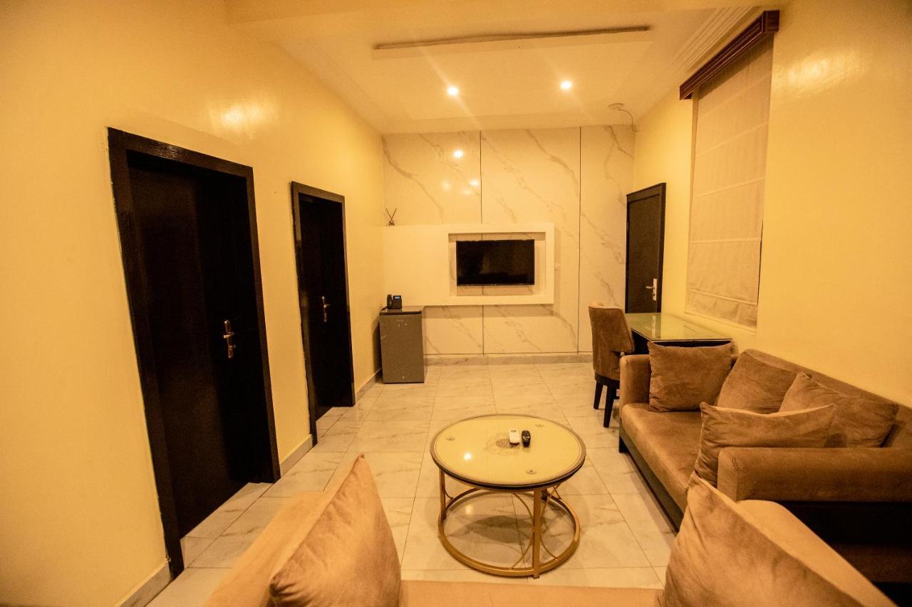 Apartment 79 Hotel & Suite Ikeja Exterior foto