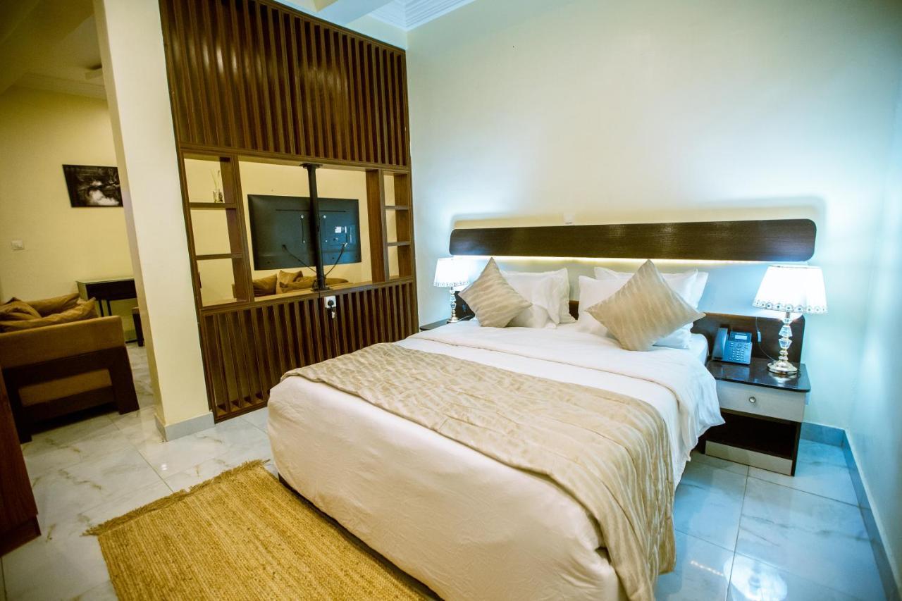 Apartment 79 Hotel & Suite Ikeja Exterior foto